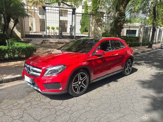 MERCEDES-BENZ GLA 250 2.0 16V TURBO GASOLINA SPORT 4P AUTOMÁTICO